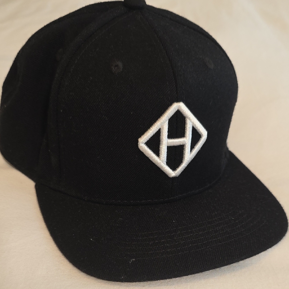 Hennessy H NBA Sponsor Black Flatbrim Wool Snapback Hat, White Diamond H Logo